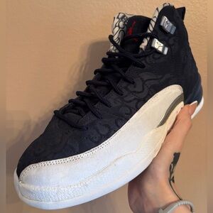 Air Jordan 12 Retro GS ‘International Flight'